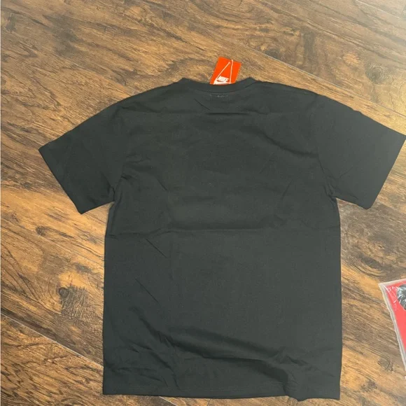 Nike T-Shirt Black sz XL RUNS SMALL - Picture 2 of 3